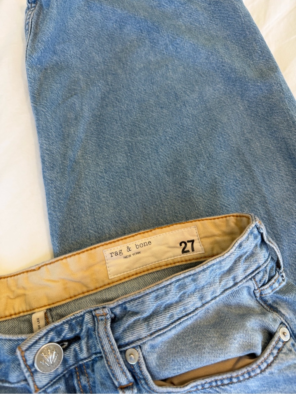 Rag & Bone Logan Mid Rise Wide Leg Featherweight Jeans - Picture 5 of 8